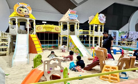 Little Travelers Coloring Competition Hingga Scholarship Dihadirkan untuk Mendukung Generasi Muda Berdaya Saing