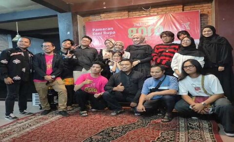 Dua Siswi Lotus Art Courses Ikuti National Art Exhibition 