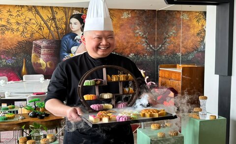 Estetik! The Royal Fengxian Mooncake 2026