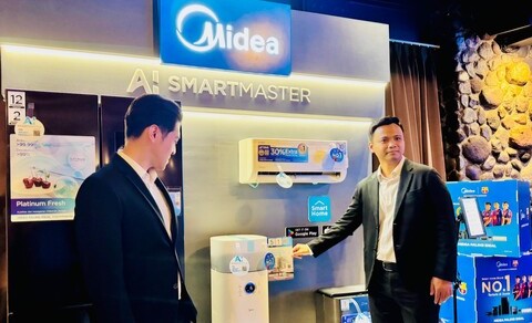 Integrasi Teknologi Pintar Perangkat Rumah Tangga Bersama Ekosistem AI SMART MASTER